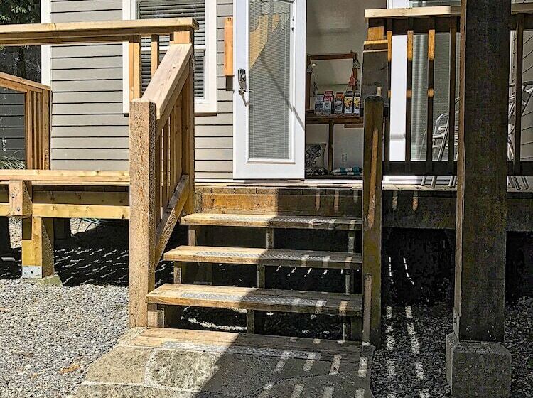 هتل The Francis Boutique Inn