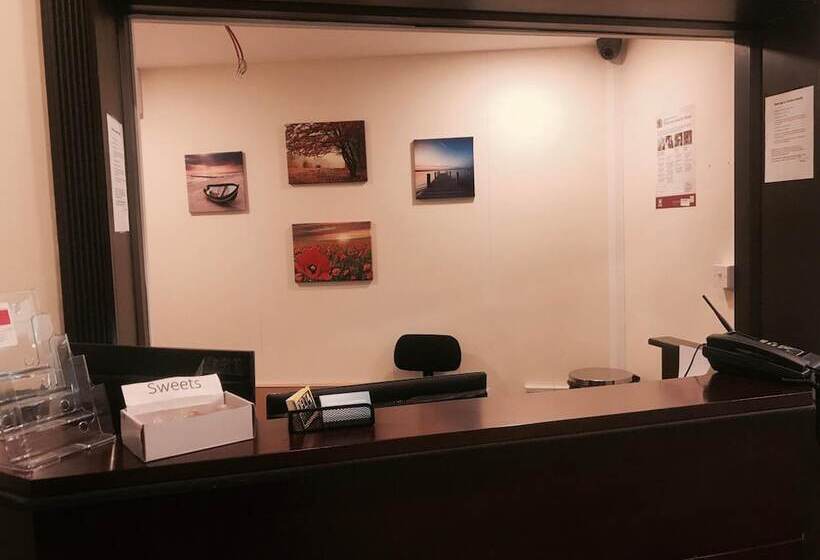 Отель Trivelles Seaforth