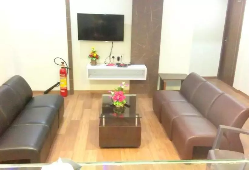 ホテル Vibrant Gandhinagar