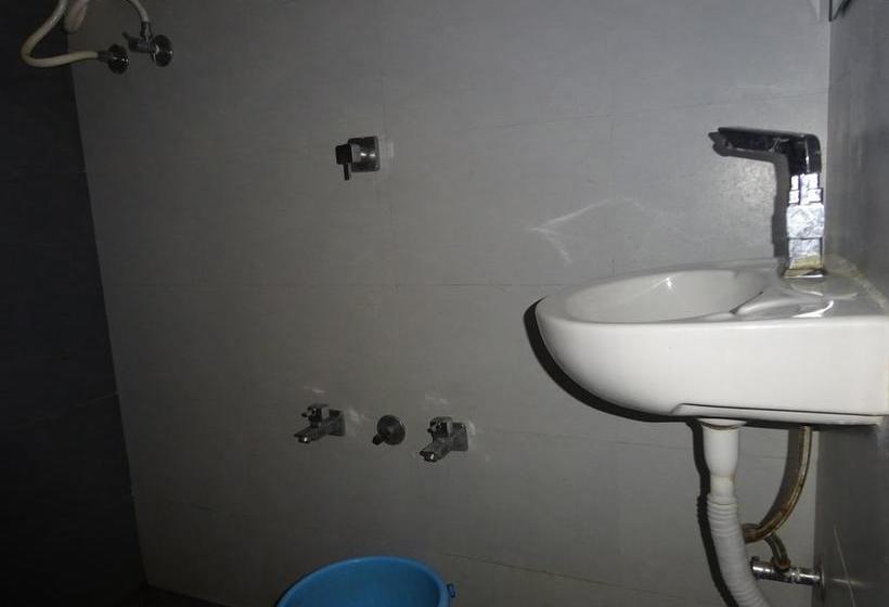 فندق Vibrant Gandhinagar