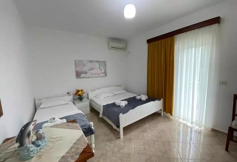 هتل Vila Kafe