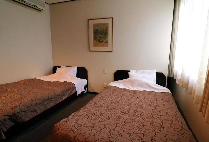 בית מלון כפרי Zurich Toho 2001