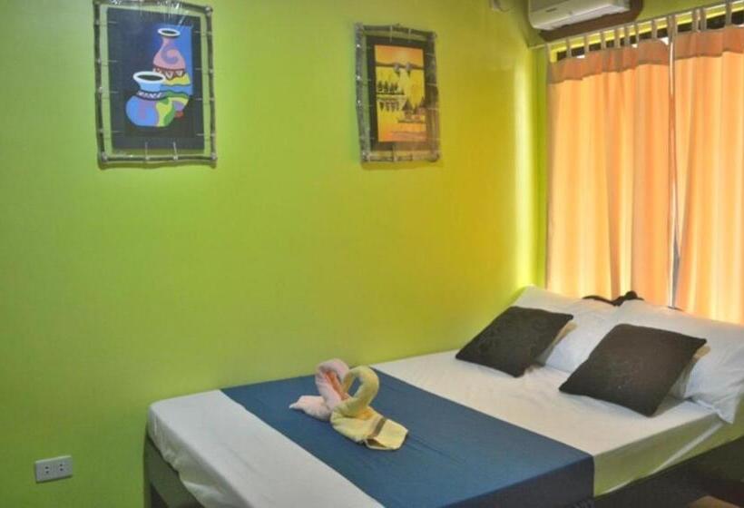 تختخواب و صبحانه Amelia Homestay