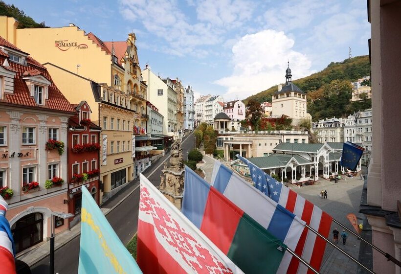 Art Deco Wolker By Astoria Hotel & Medical Spa