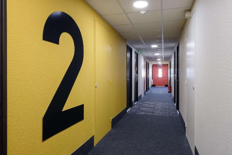 B&b Hotel Calais Centre St Pierre