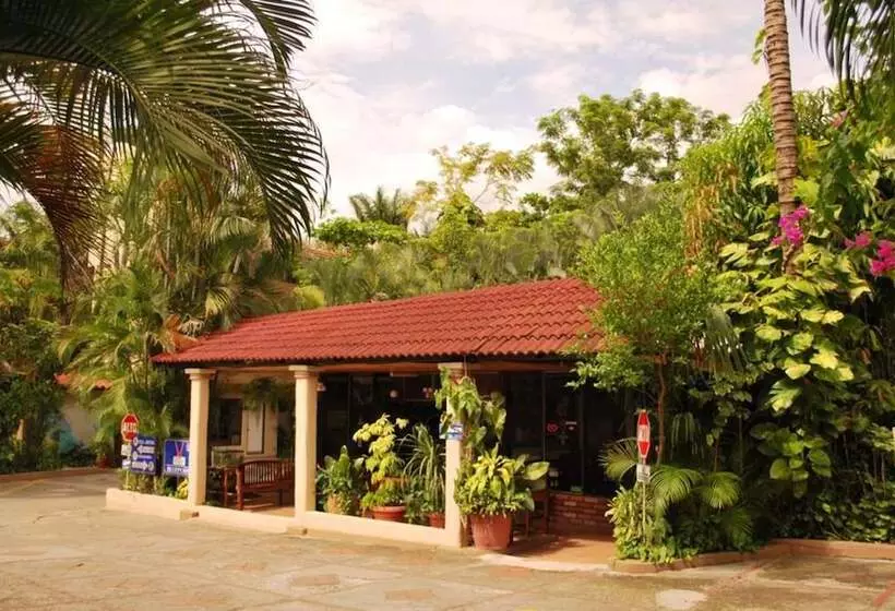 هتل La Hacienda