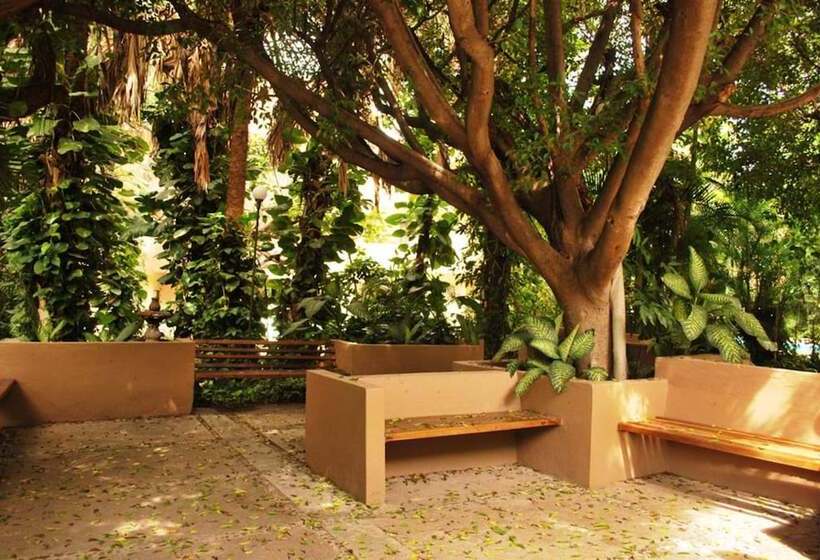 בית מלון כפרי La Hacienda