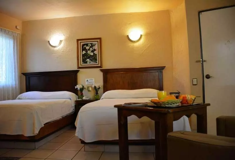 هتل La Hacienda