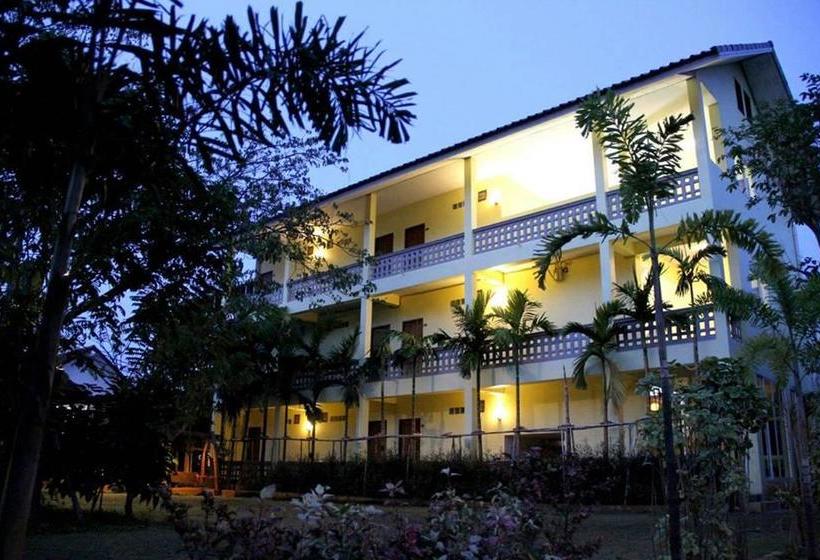 هتل Prasertsri Place