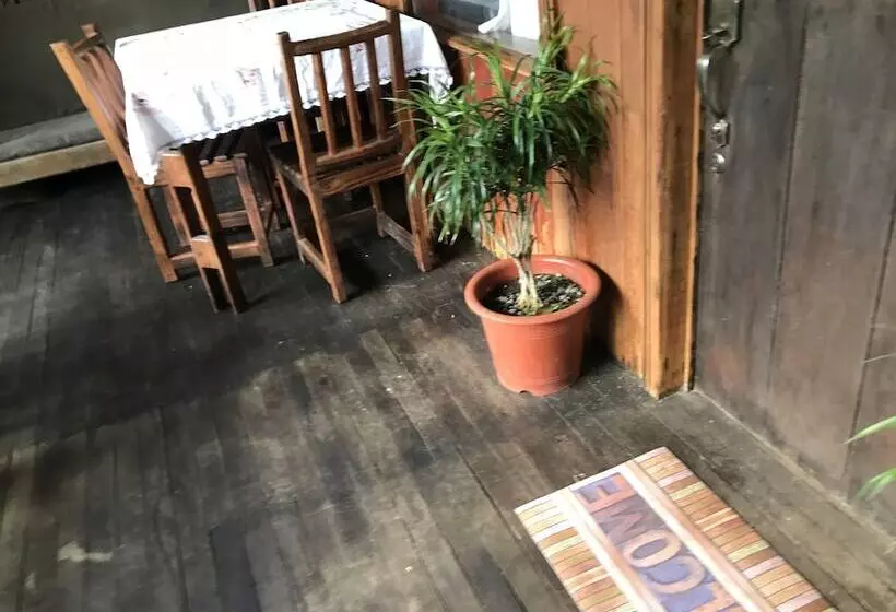 Hotelli Rainy Days B&b