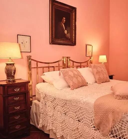 استراحتگاه Palacio Santa Candida