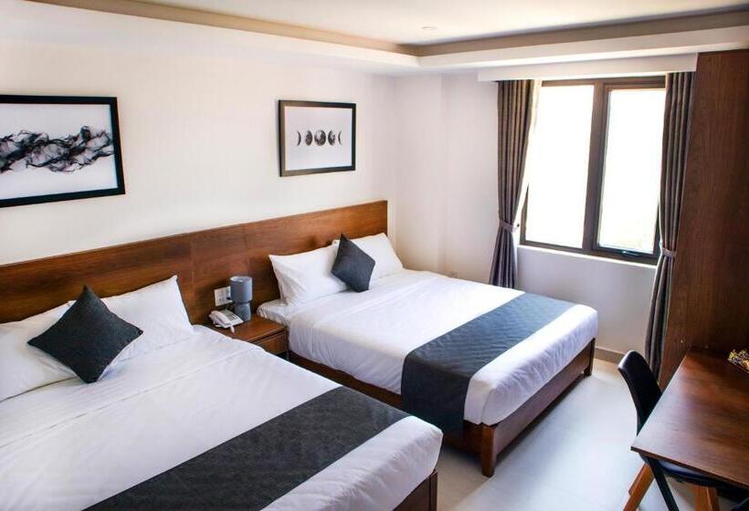 Robin Hotel Danang