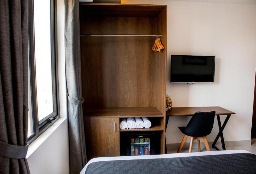 Robin Hotel Danang