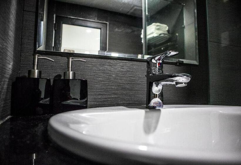 Robin Hotel Danang