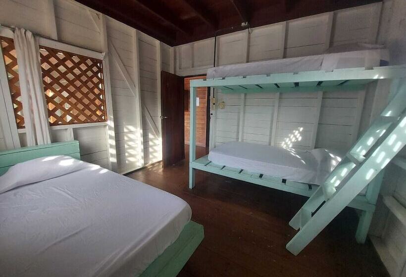 هاستل Puerto Viejo