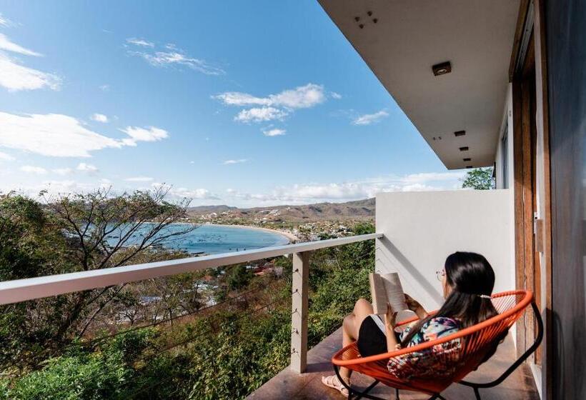 تختخواب و صبحانه Casa Chachacha