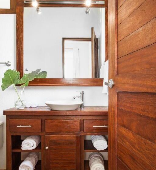 تختخواب و صبحانه Casa Chachacha