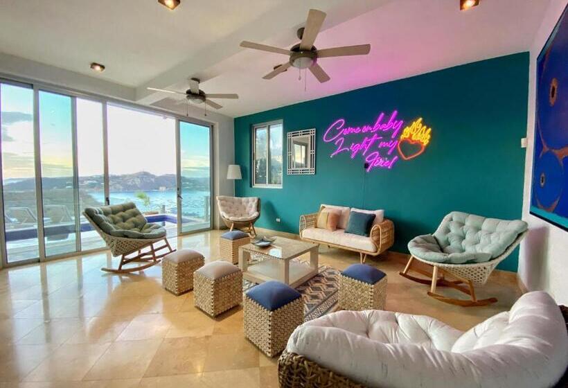 تختخواب و صبحانه Casa Chachacha