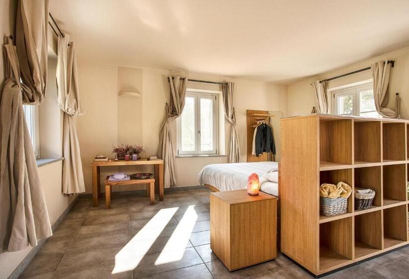 ベッドアンドブレックファースト Hemanaire