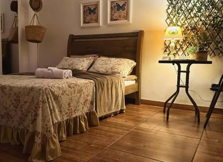 Hostel 040