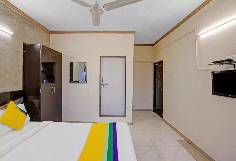 Itsy Hotels Aakash,100 Mts From Sardar Patel Stadium