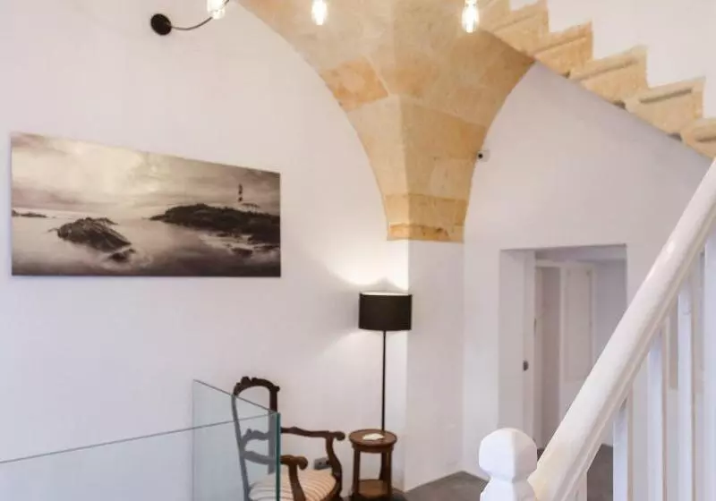 Petit Hotel 5 Fars
