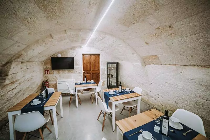 Petit Hotel 5 Fars
