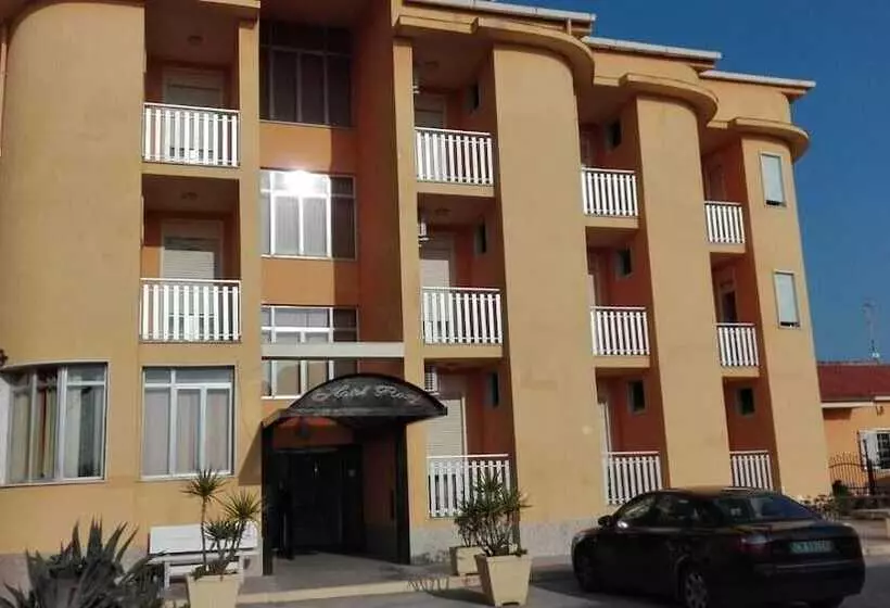 Hotelli Rosy