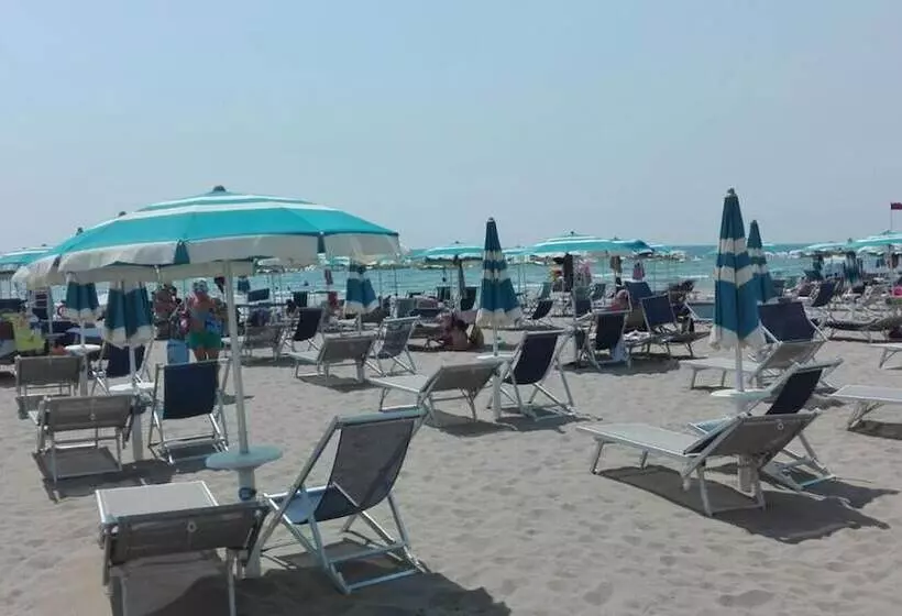 Hotelli Rosy