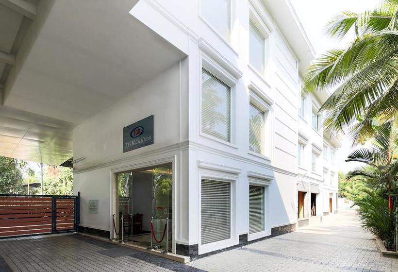 فندق Treebo Tgr Suites