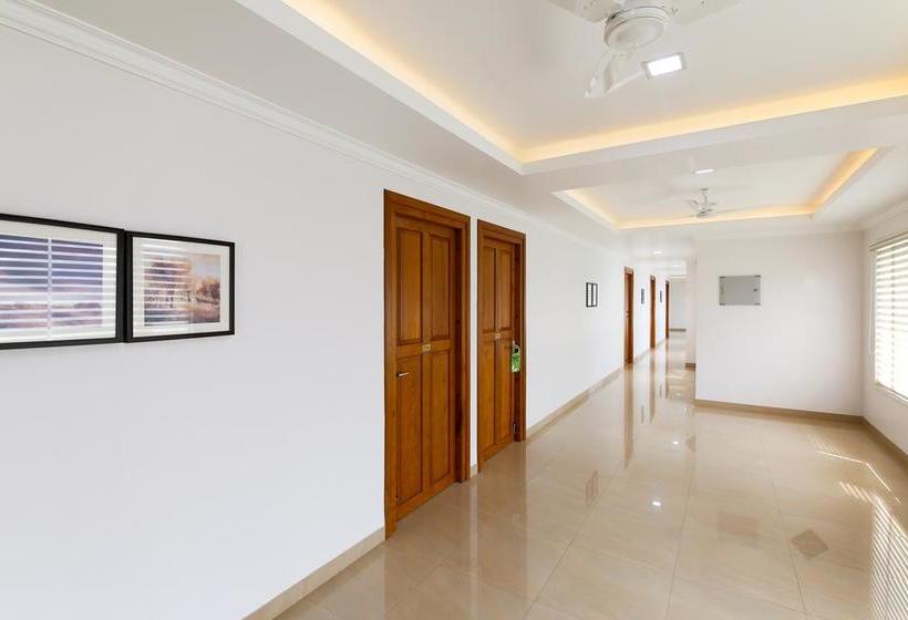 فندق Treebo Tgr Suites