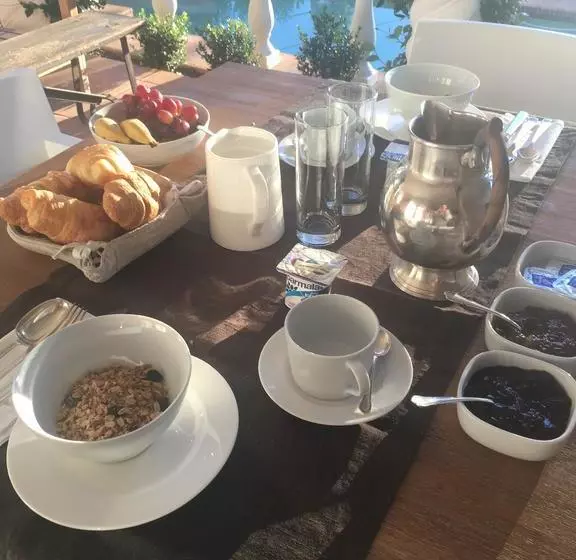 Houghton Estate B&b