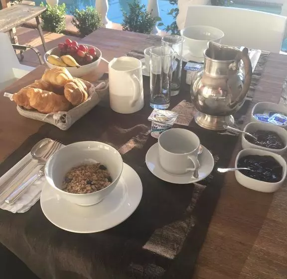 Houghton Estate B&b