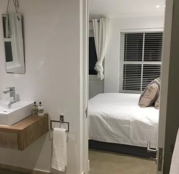 Houghton Estate B&b