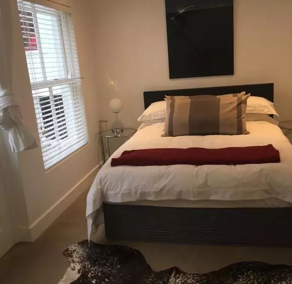 Houghton Estate B&b