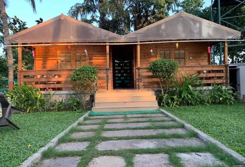 Resort Casa De Kihim