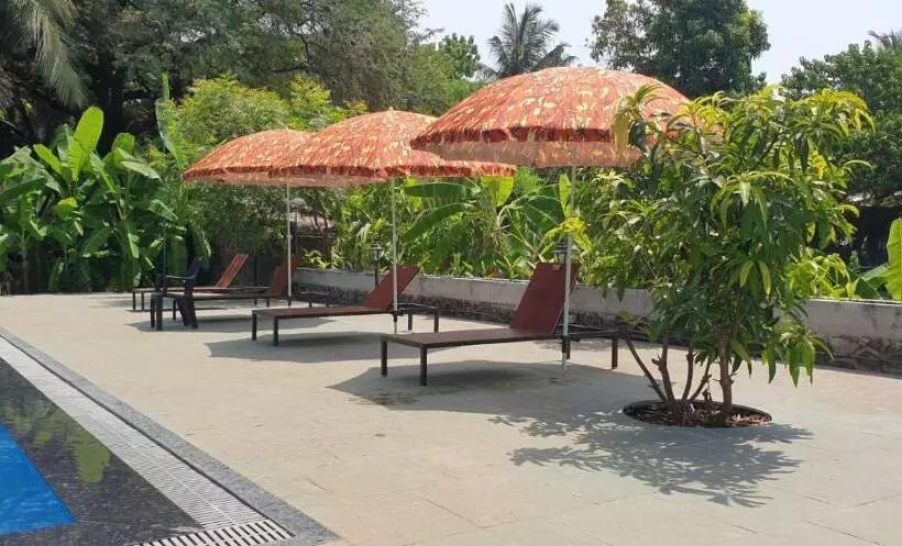 Resort Casa De Kihim