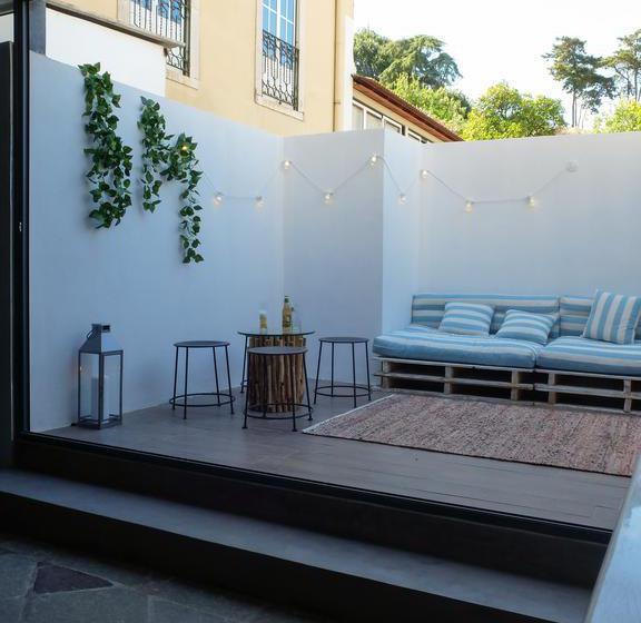 Back To Lisbon Hostel