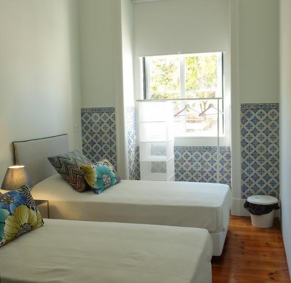 Back To Lisbon Hostel