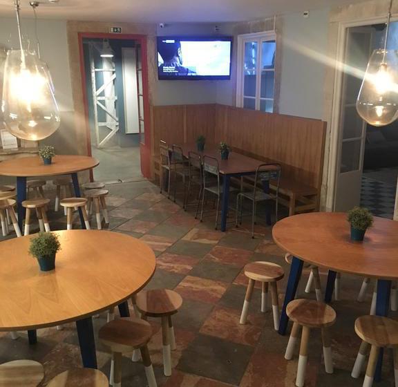 Back To Lisbon Hostel