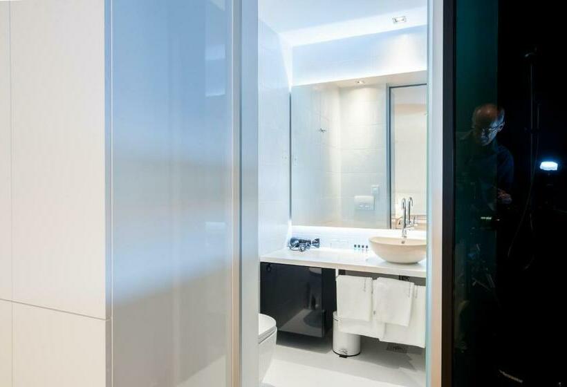 簡易ホテル Unique Rooms