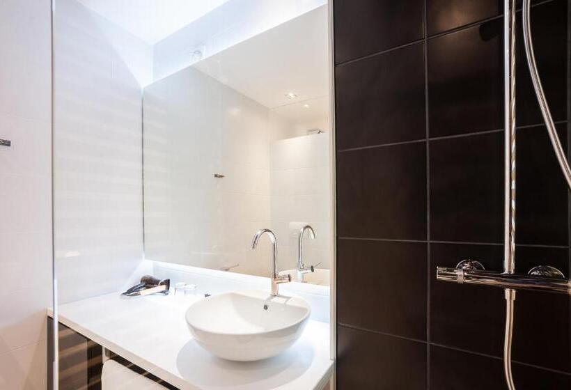 簡易ホテル Unique Rooms