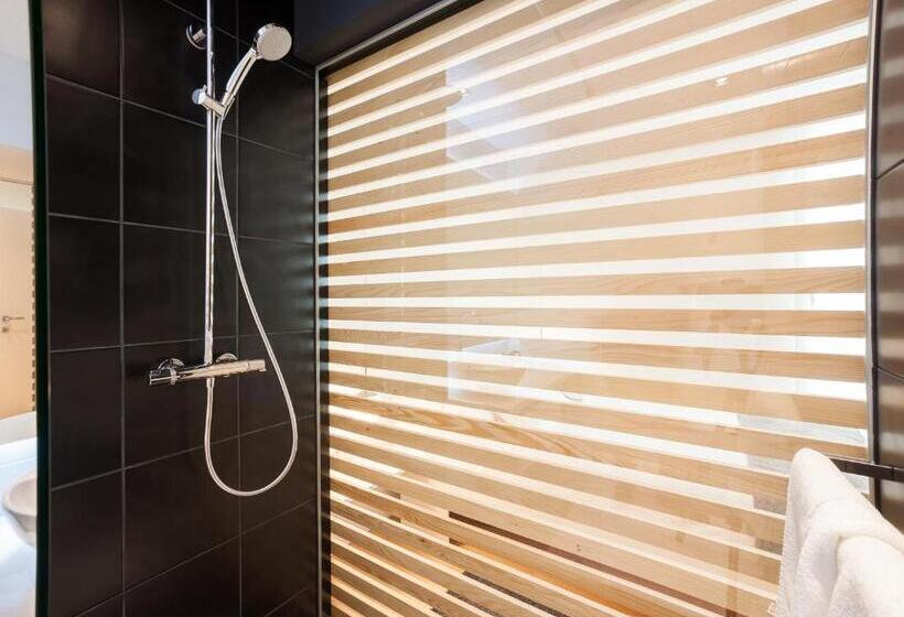 簡易ホテル Unique Rooms