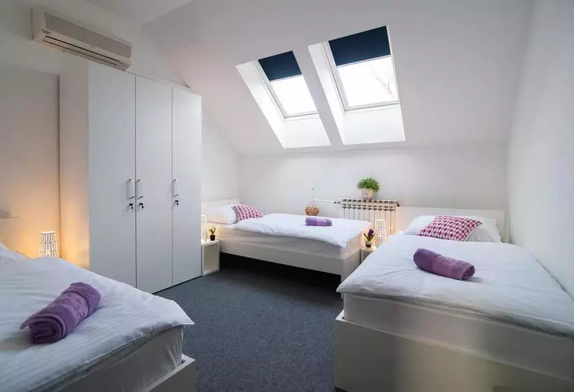 Hostel Street Osijek / Rooms