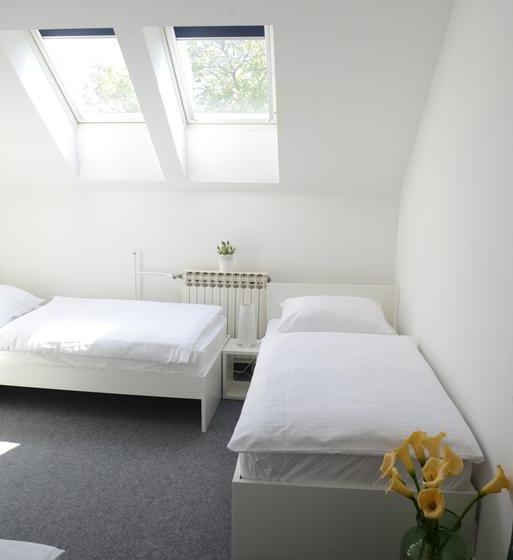 Hostel Street Osijek / Rooms