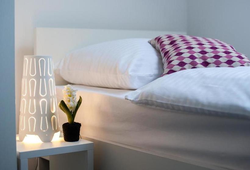 Hostel Street Osijek / Rooms