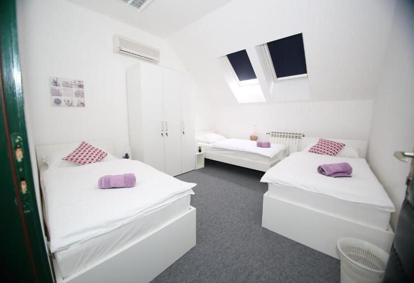 Hostel Street Osijek / Rooms