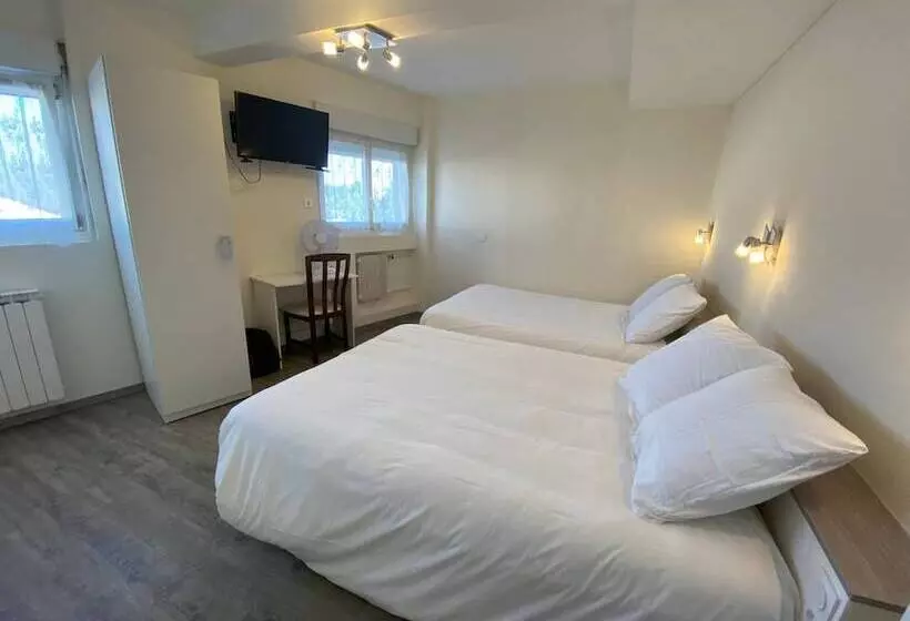 ホテル De Bretagne