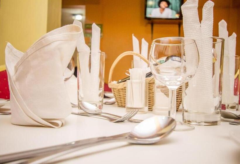 Eland Safari Hotel Nyeri