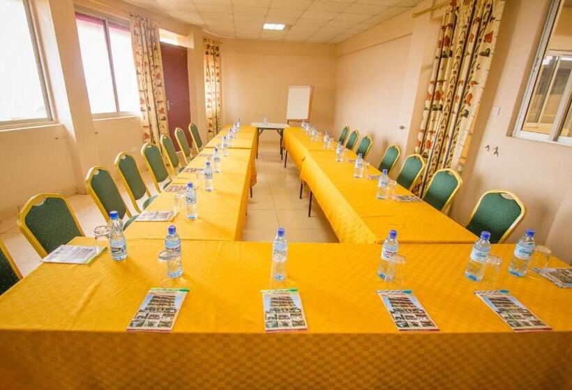 Eland Safari Hotel Nyeri